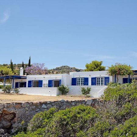 Aroura Homes 4Br Beachfront Villa Spétses Екстериор снимка